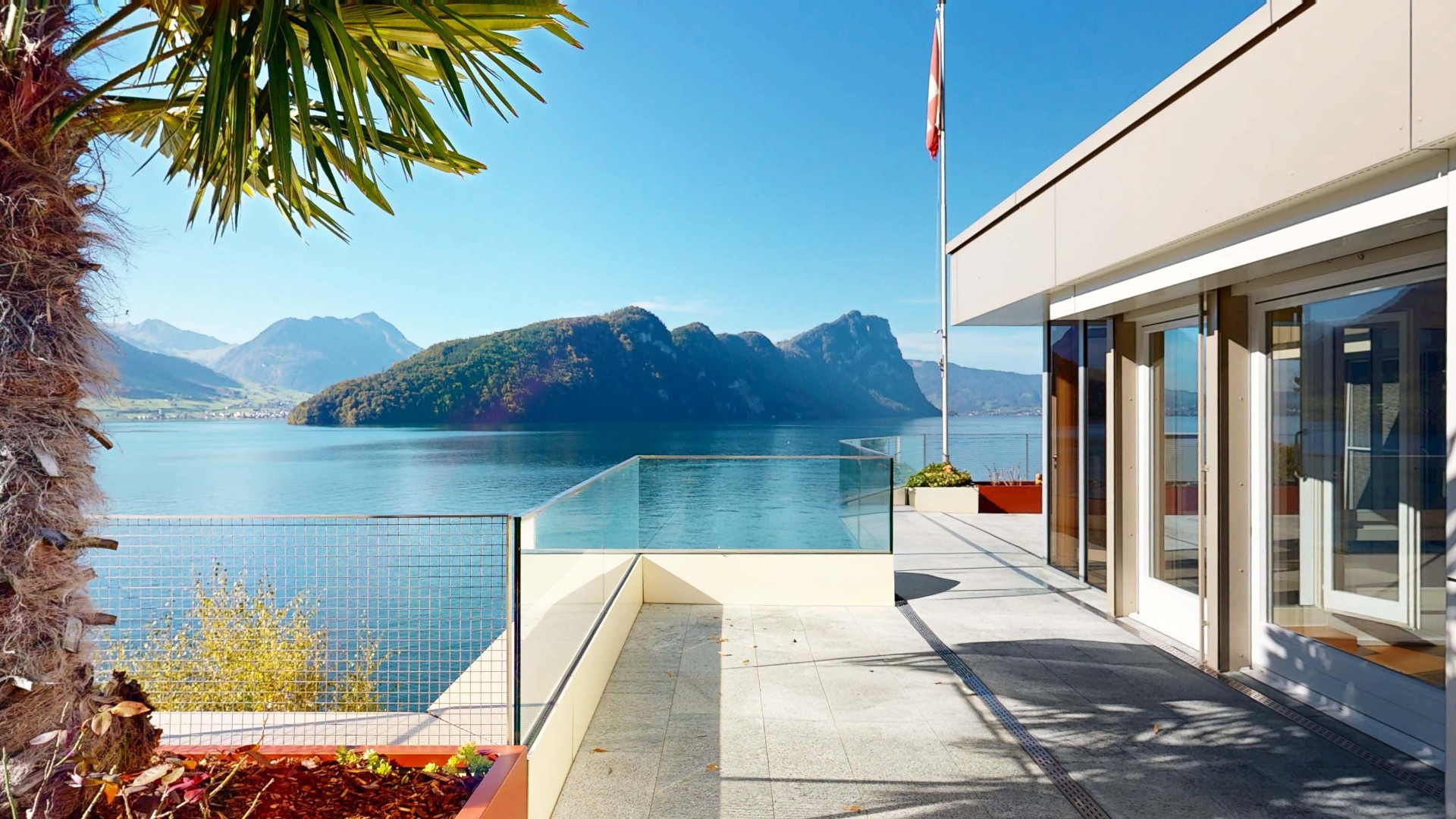 Villa am See im Berner Oberland, Beispiel für den diskreten Zugang zu Off-Market-Objekten